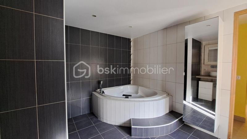 Corps de ferme - 154 m² - 7 pièces