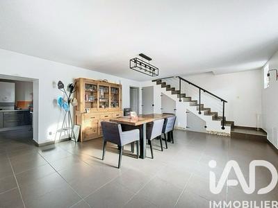 Maison - 136 m² - 4 pièces