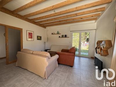 Maison - 122 m² - 7 pièces