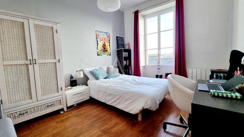 Appartement - 84 m² - 3 pièces