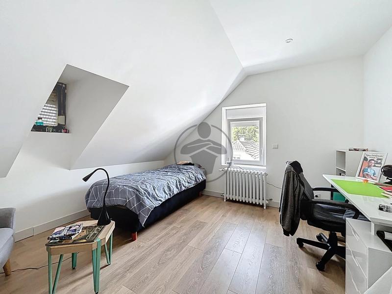 Maison - 165 m² - 7 pièces