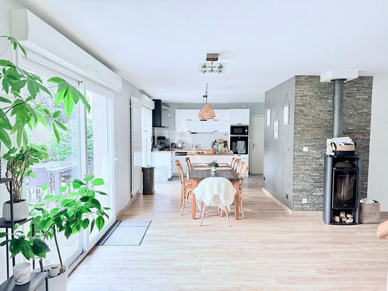 Maison - 160 m² - 6 pièces