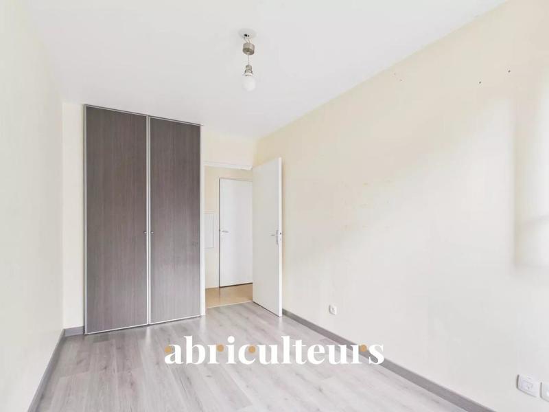 Appartement - 75 m² - 4 pièces
