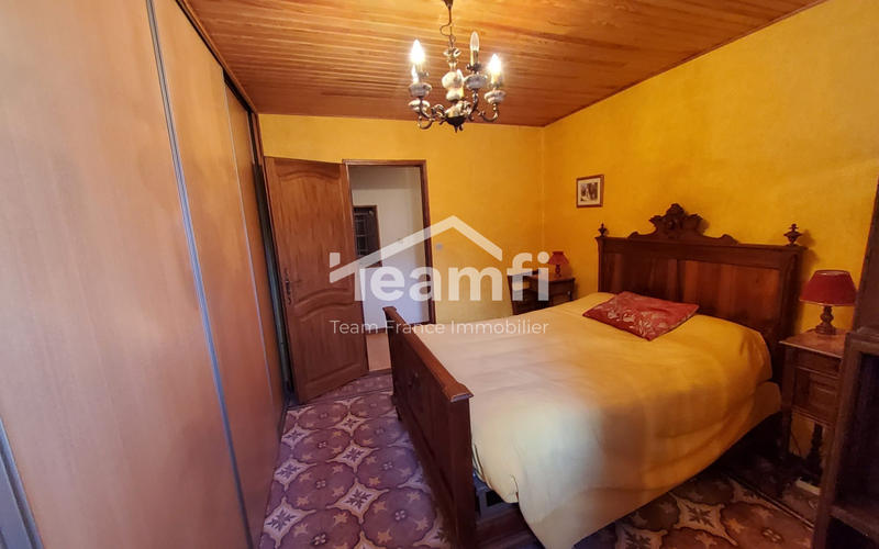 Maison traditionnelle - 139 m² - 6 pièces