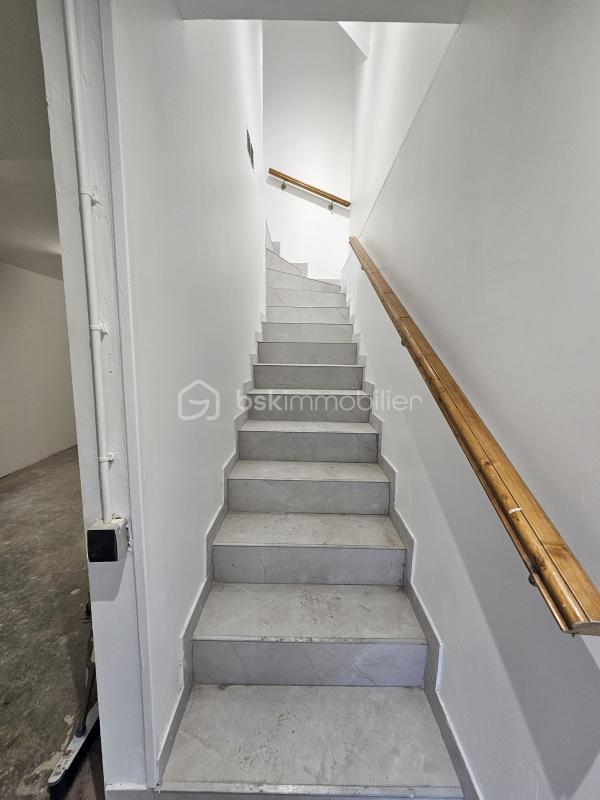 Immeuble - 176 m² - 6 pièces