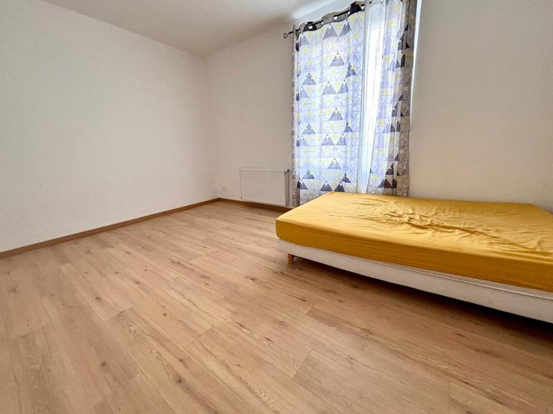 Maison - 104 m² - 5 pièces