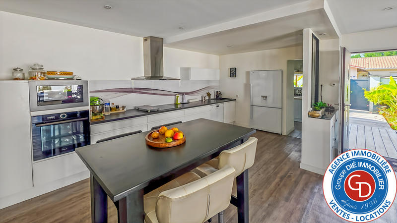 Maison - 100 m² - 4 pièces