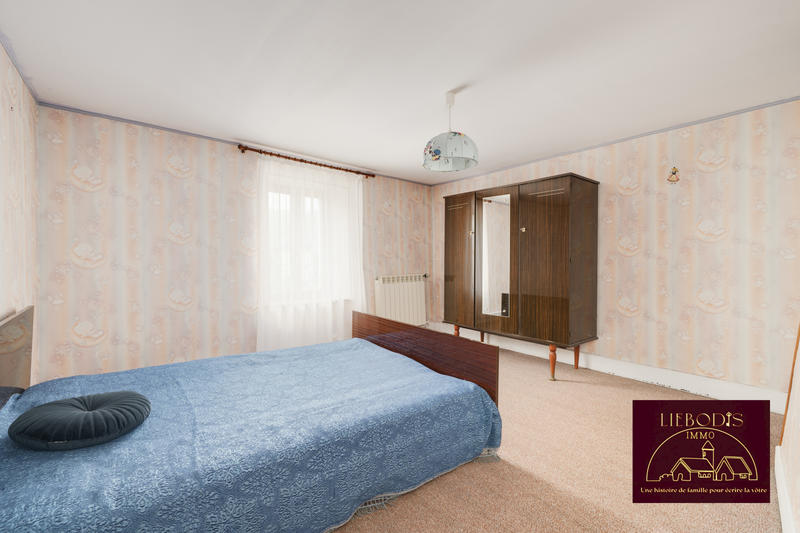 Maison - 185 m² - 8 pièces