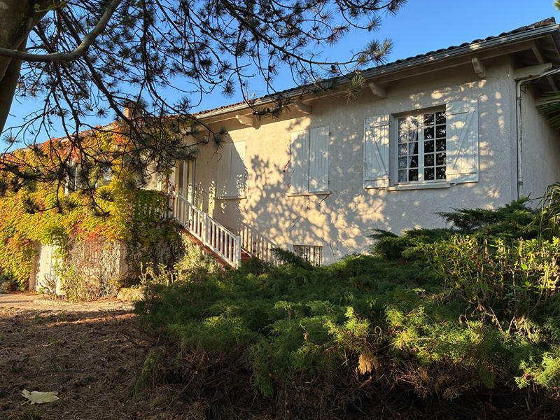 Maison - 226 m² - 8 pièces