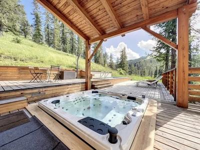 Châlet - 200 m² - 6 pièces