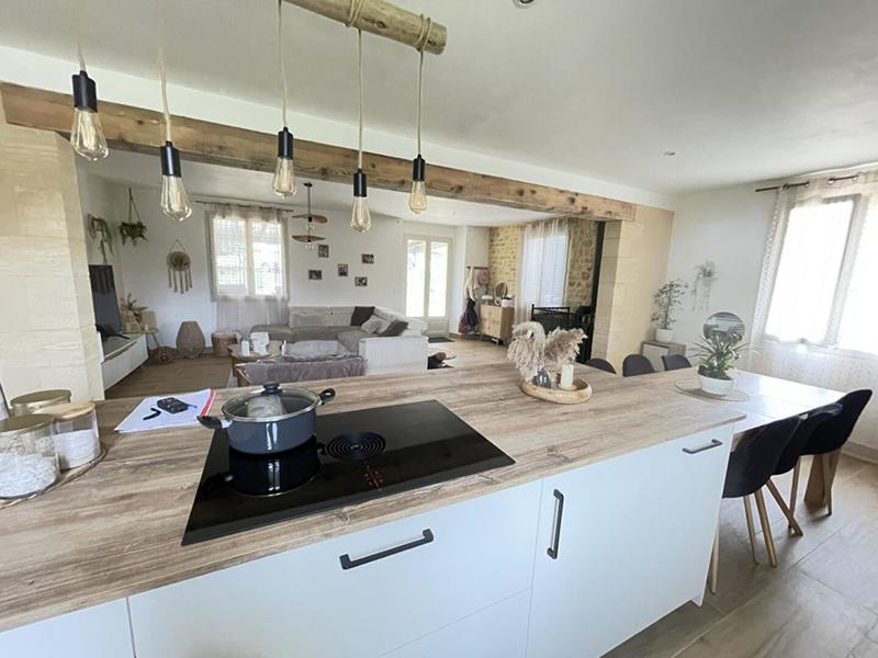 Maison - 95 m² - 4 pièces