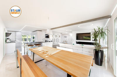 Villa - 437 m² - 13 pièces