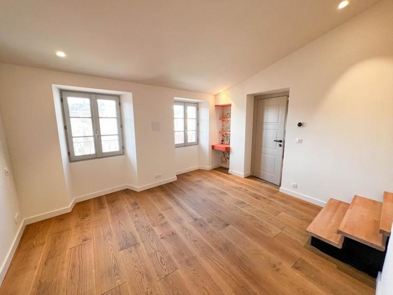 Maison de village - 208 m² - 6 pièces