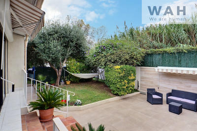 Villa - 177 m² - 7 pièces