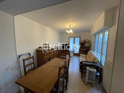 Maison - 88 m² - 4 pièces