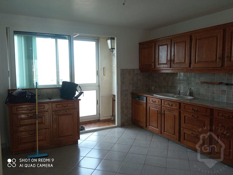 Appartement - 90 m² - 4 pièces