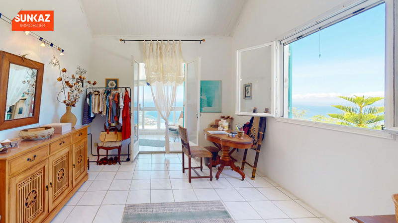 Maison - 176 m² - 6 pièces