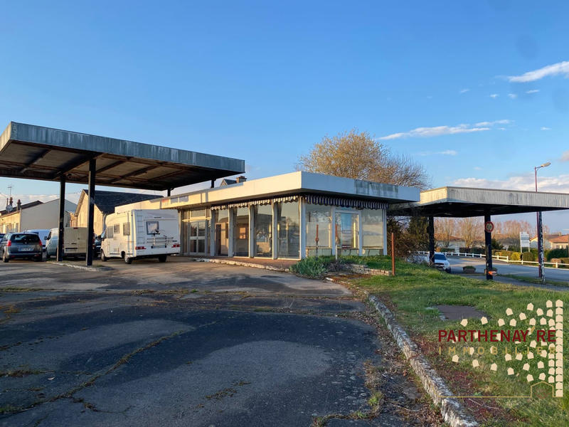 Terrain commercial - 1 513 m²