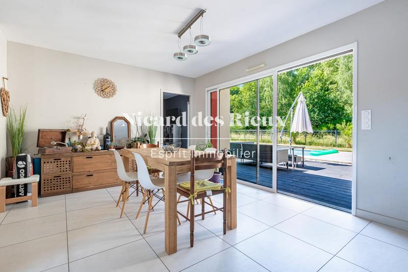 Maison - 103 m² - 5 pièces