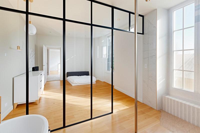 Maison - 205 m² - 6 pièces