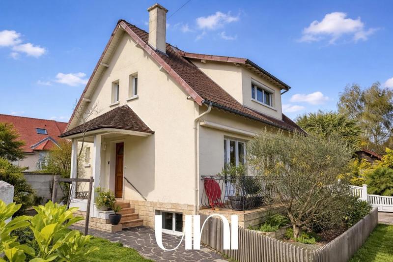 Maison - 124 m² - 5 pièces