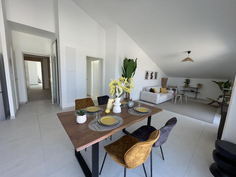 Appartement - 88 m² - 4 pièces