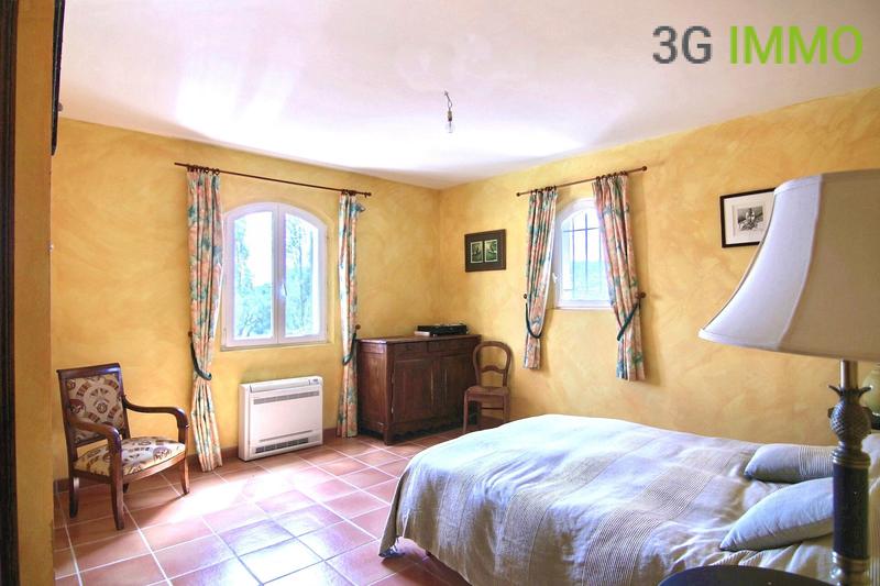 Bastide - 245 m² - 6 pièces