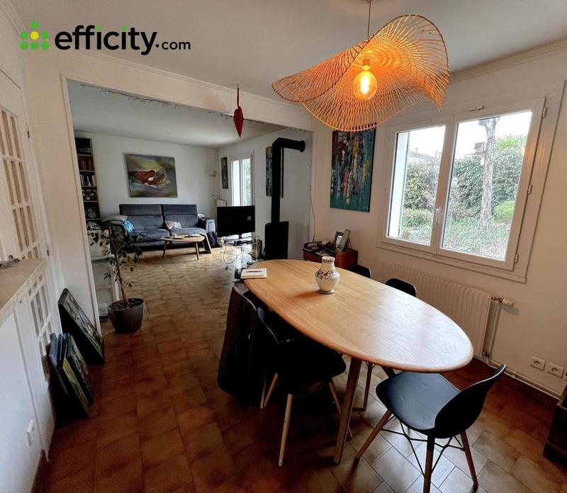 Maison - 108 m² - 5 pièces