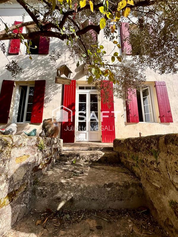 Maison - 450 m² - 16 pièces