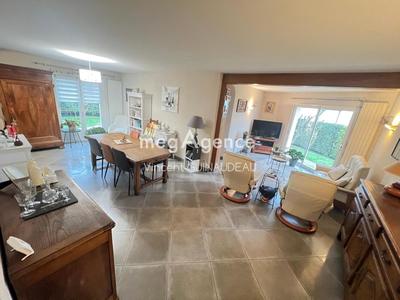 Maison - 150 m² - 6 pièces