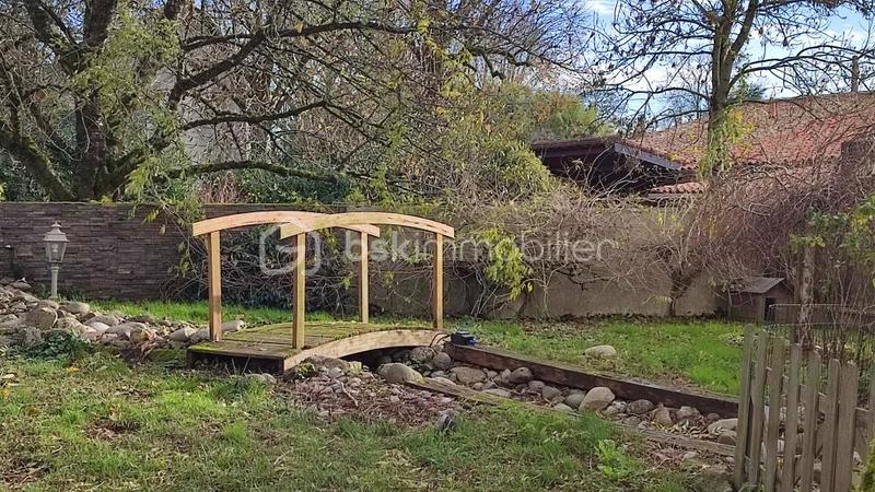 Maison - 190 m² - 7 pièces