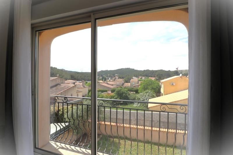 Maison - 220 m² - 5 pièces