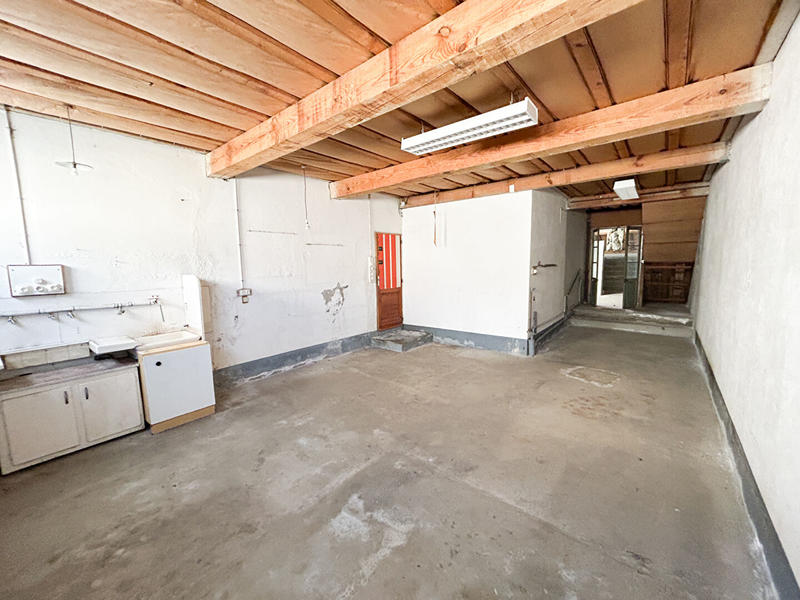 Immeuble - 7 pièces