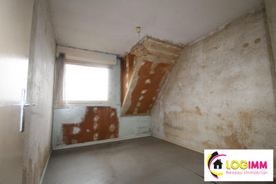 Maison - 86 m² - 5 pièces