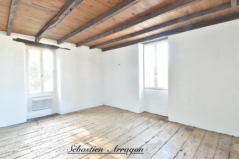 Maison en pierre - 108 m² - 4 pièces