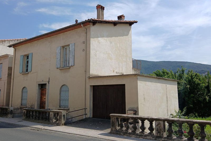Maison - 92 m² - 5 pièces