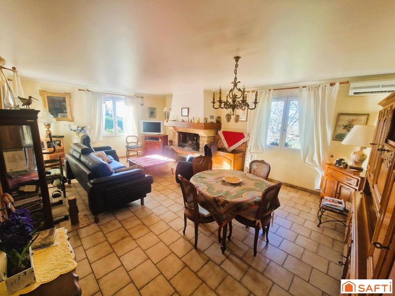 Maison - 97 m² - 4 pièces