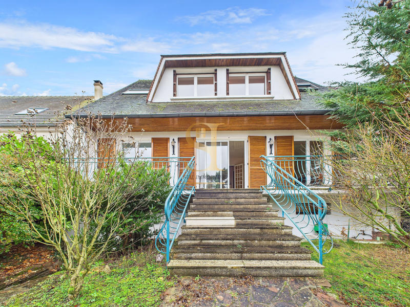 Maison - 157 m² - 6 pièces