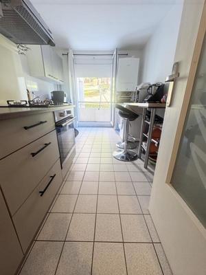Appartement - 86 m² - 4 pièces
