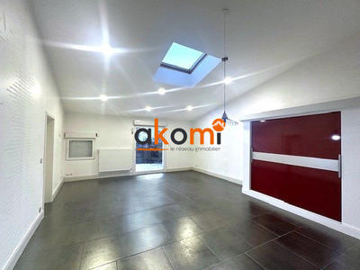 Maison - 102 m² - 4 pièces