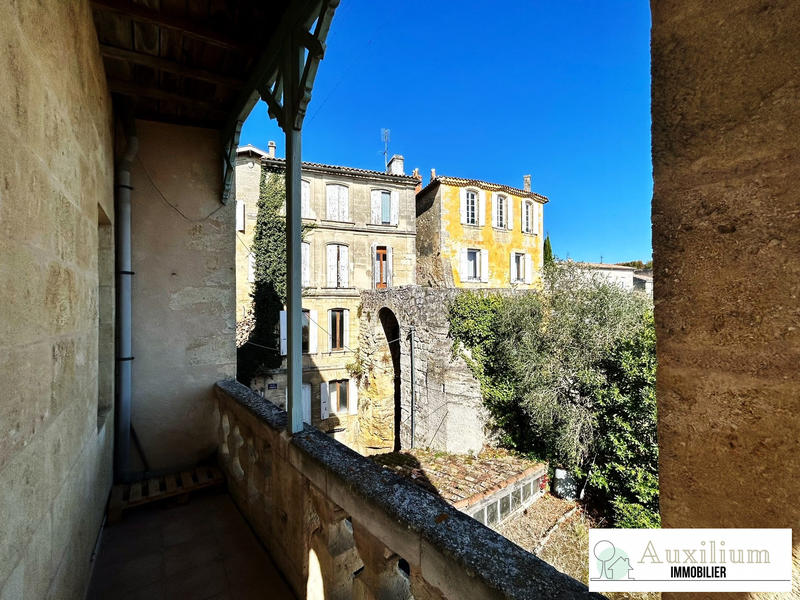 Maison - 223 m² - 7 pièces