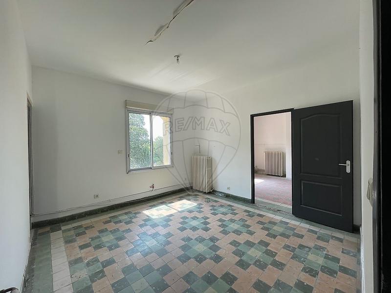 Bureau - 250 m² - 6 pièces