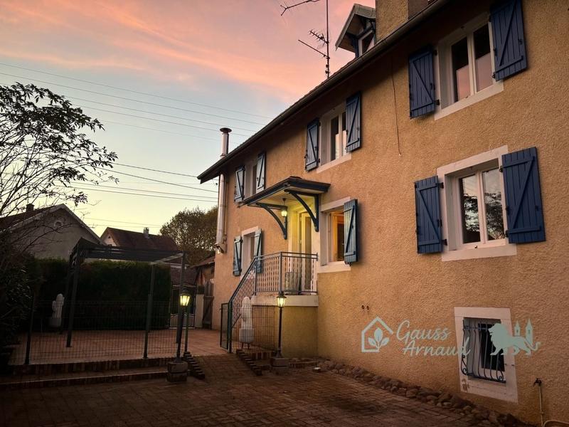 Maison - 112 m² - 4 pièces