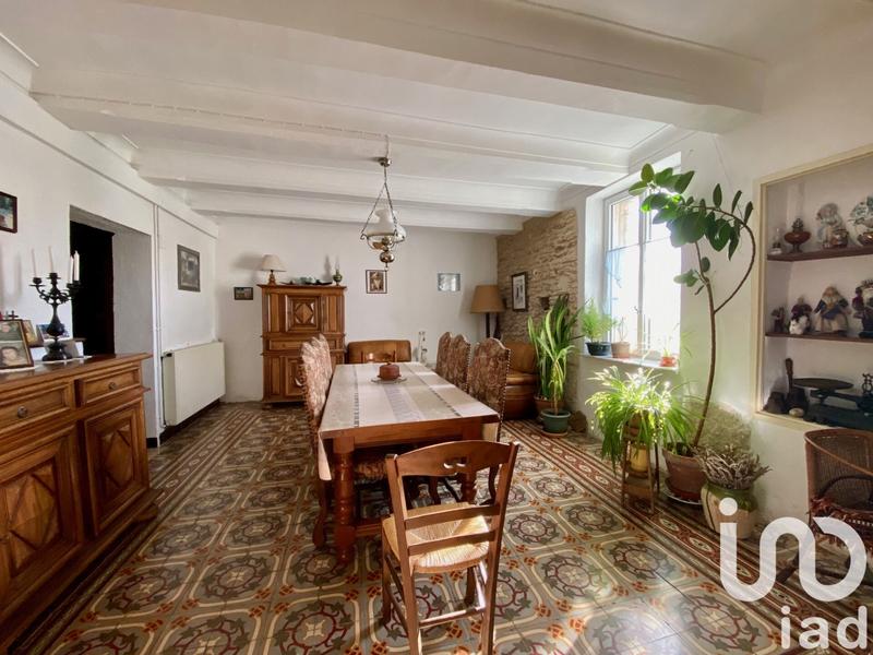 Maison - 370 m² - 18 pièces