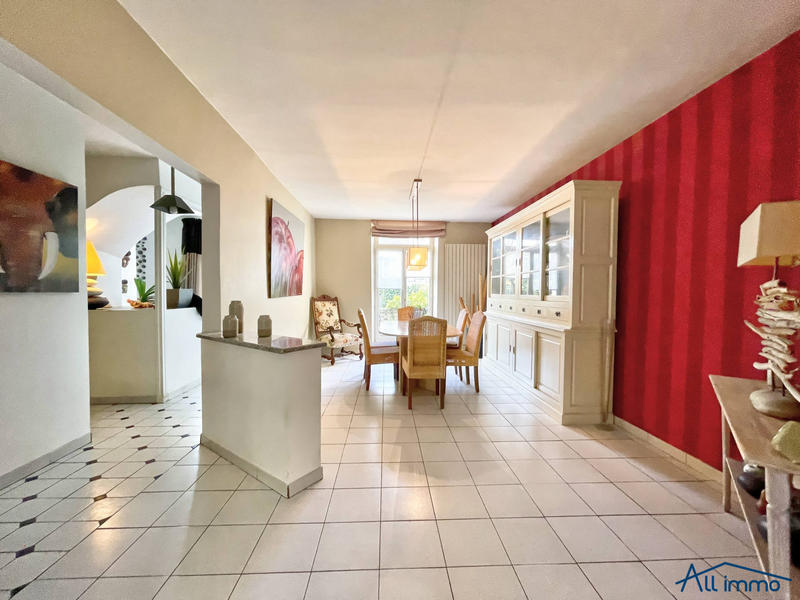 Maison ancienne - 180 m² - 6 pièces