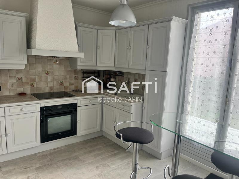 Maison - 90 m² - 4 pièces