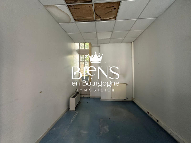 Bureau - 175 m² - 7 pièces