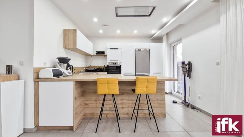 Appartement - 94 m² - 3 pièces