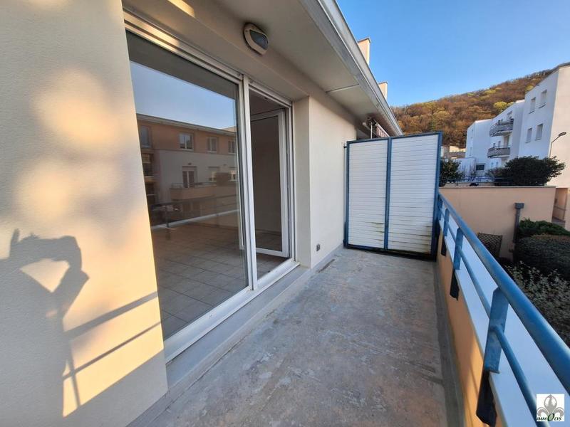 Appartement - 75 m² - 3 pièces