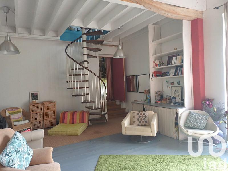 Maison - 215 m² - 6 pièces